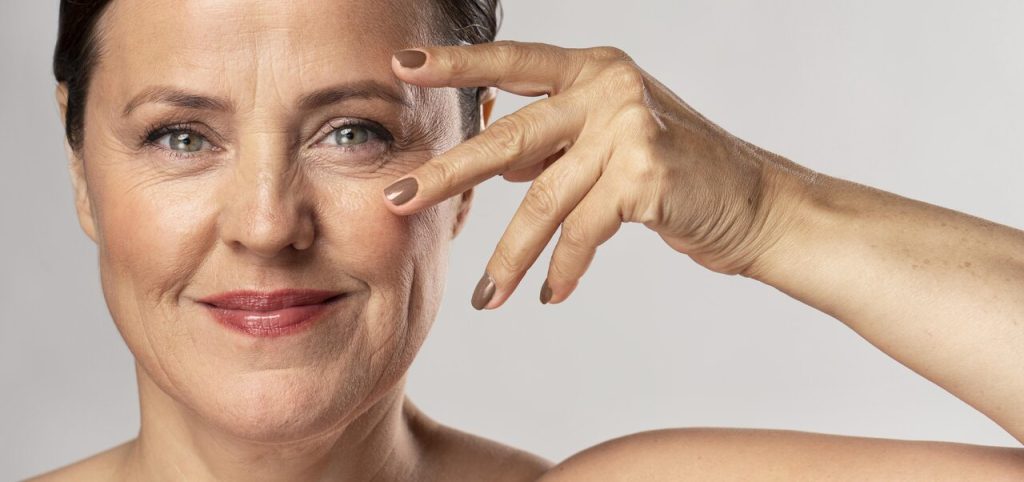 Quais são os benefícios estéticos e funcionais da blefaroplastia?